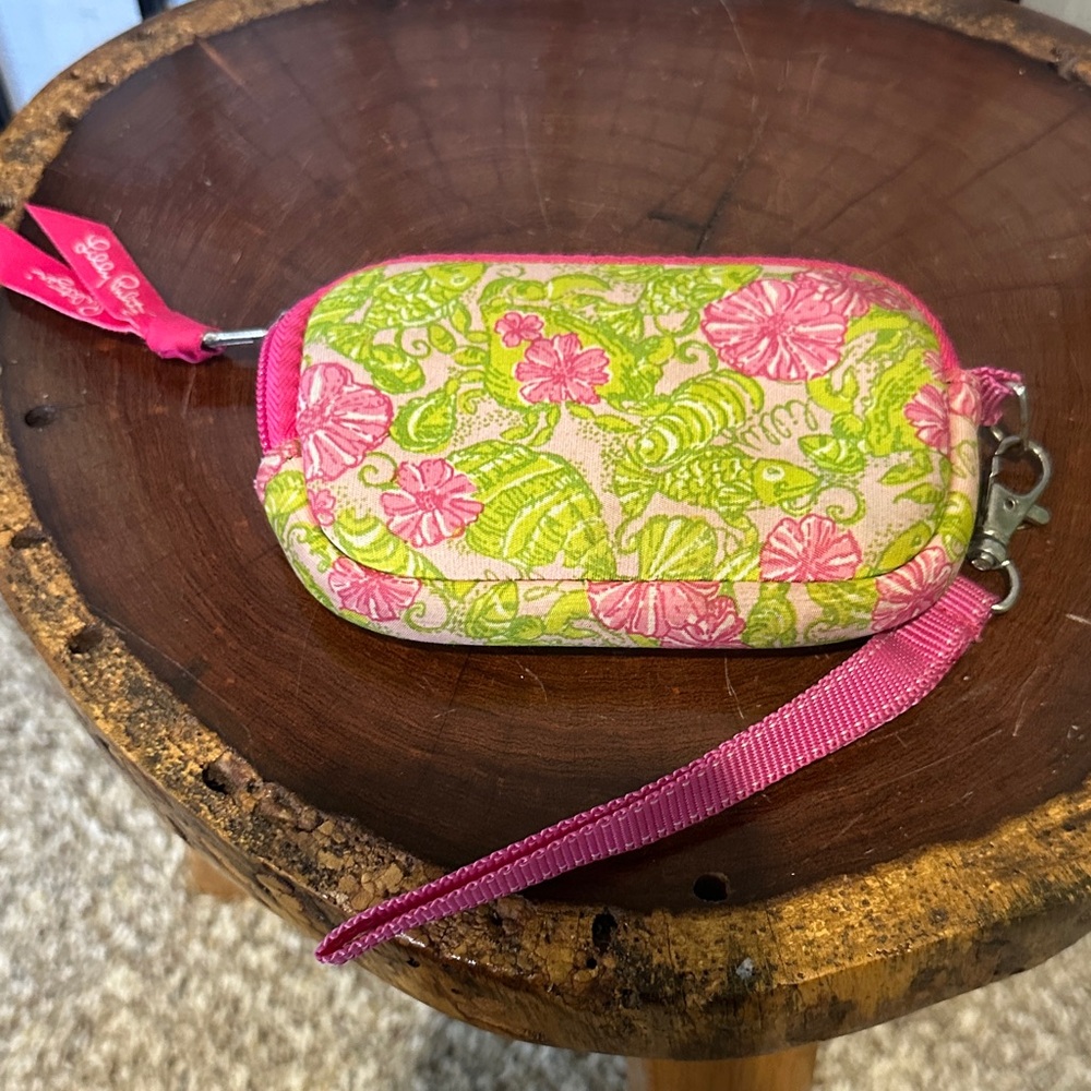 Lilly Pulitzer Pink and Green Patterned Wristlet Fuzzy Interior Small Stain